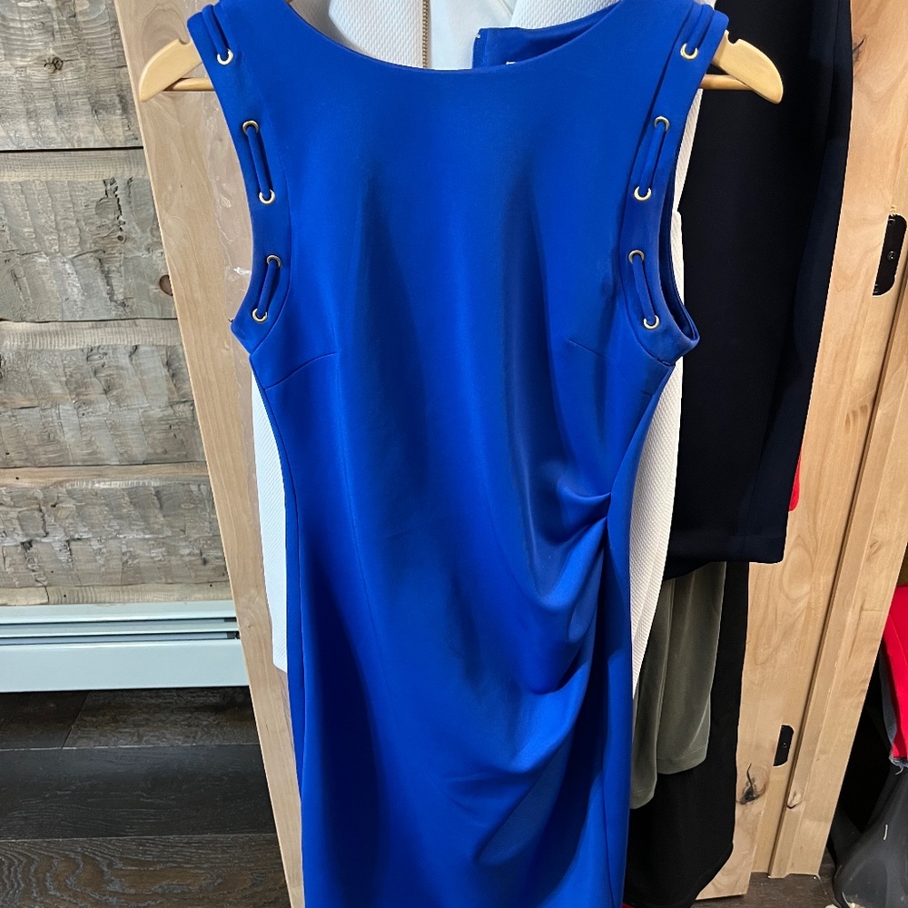 Professional fashion forward dress